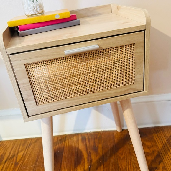 Accent Side Table - Picture 8 of 10